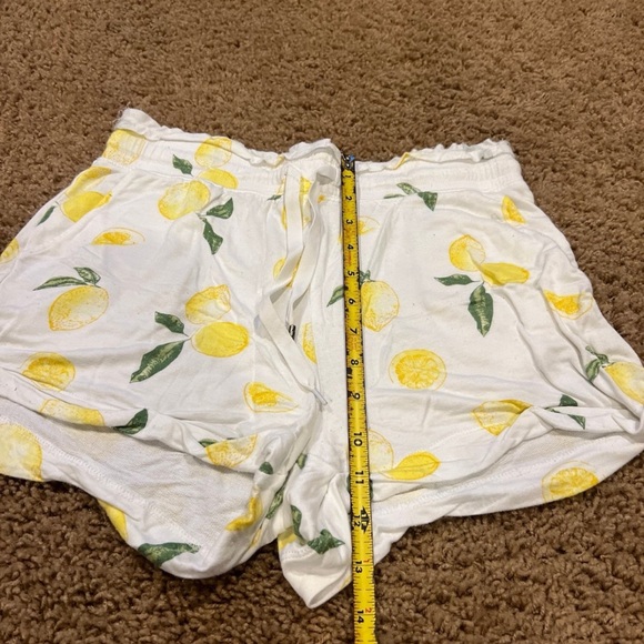 Z Supply Limonata shorts - Picture 4 of 9